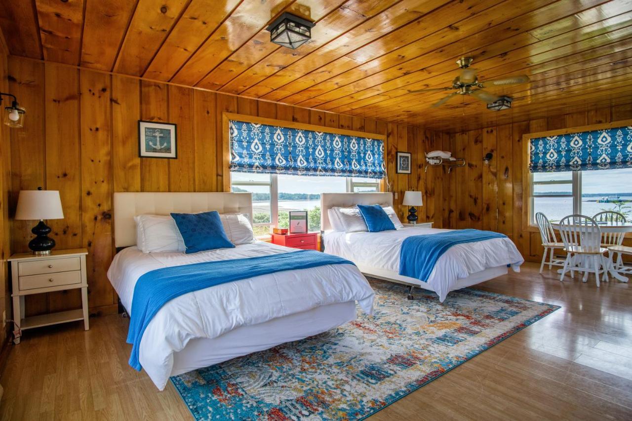 Friars Bay Inn & Cottages Welshpool Eksteriør bilde