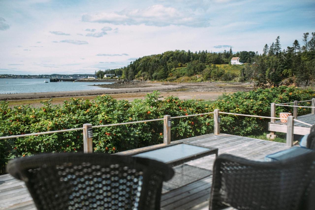 Friars Bay Inn & Cottages Welshpool Eksteriør bilde