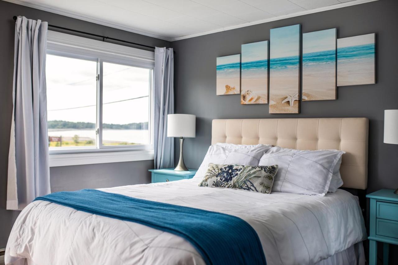 Friars Bay Inn & Cottages Welshpool Eksteriør bilde